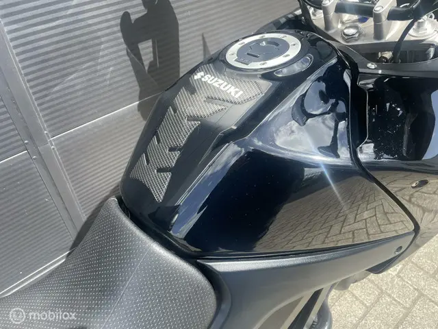 Suzuki DL 650 T V-Strom 2012 Benzine 8