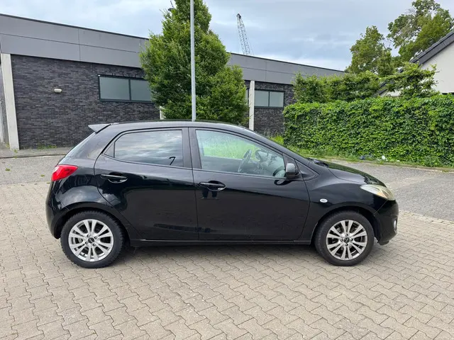 Mazda 2 1.3 BIFUEL GT LPG G3. 2013 LPG/Gas 13