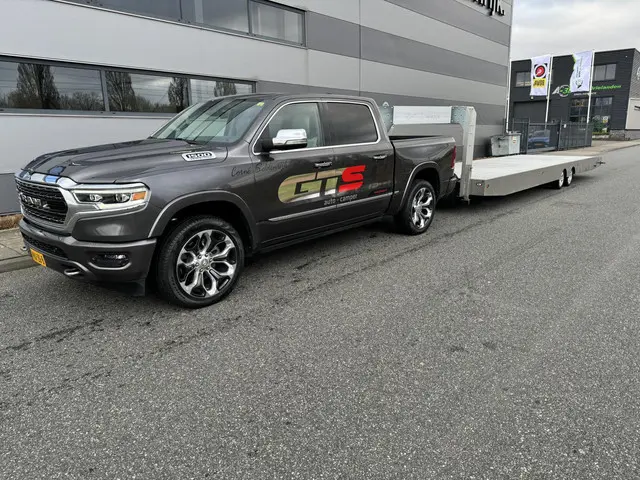 Dodge Ram 1500 2
