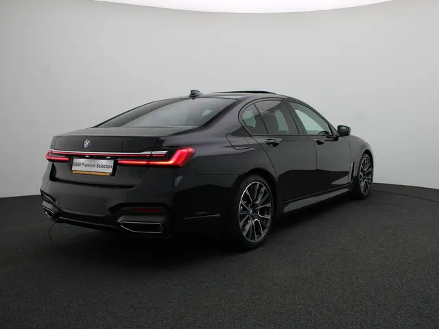 BMW 7 Serie 2