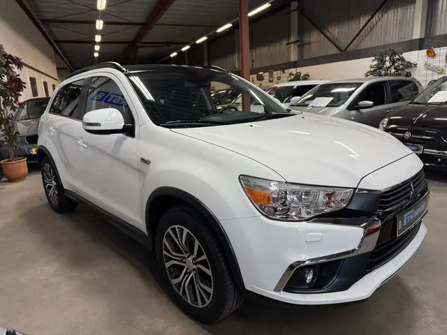 Mitsubishi ASX 1.6 Cleartec Intense+ 2016 Benzine 4