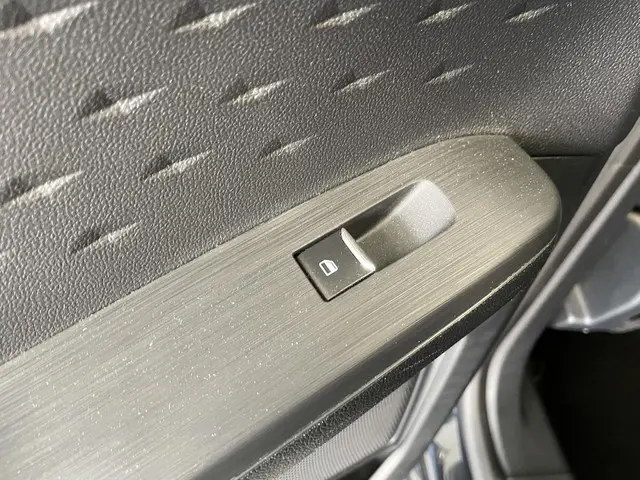 Ford Kuga 2.5 PHEV Vignale 2020 Hybride Benzine 38