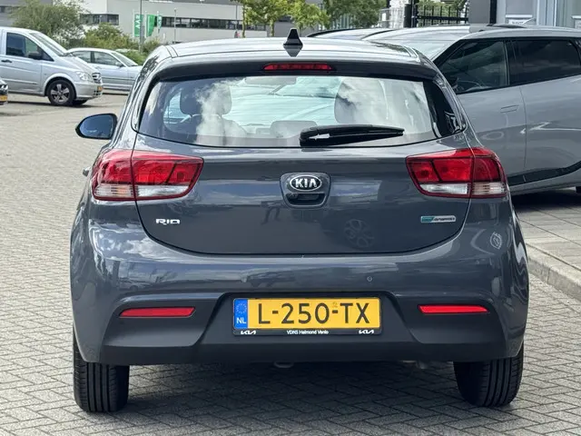 Kia Rio 1.0 T-GDi MHEV DynamicLine 2021 Hybride Benzine 21