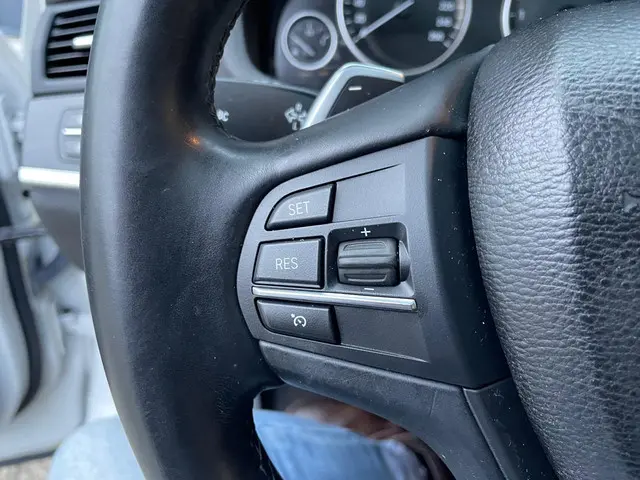 BMW X3 XDrive20i High Executive 2015 Benzine 18