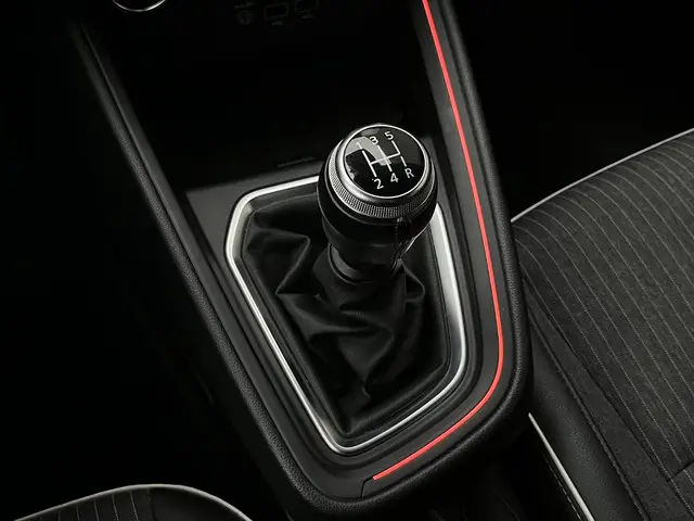 Renault Clio 1.0 TCe Intens 2020 Benzine 28