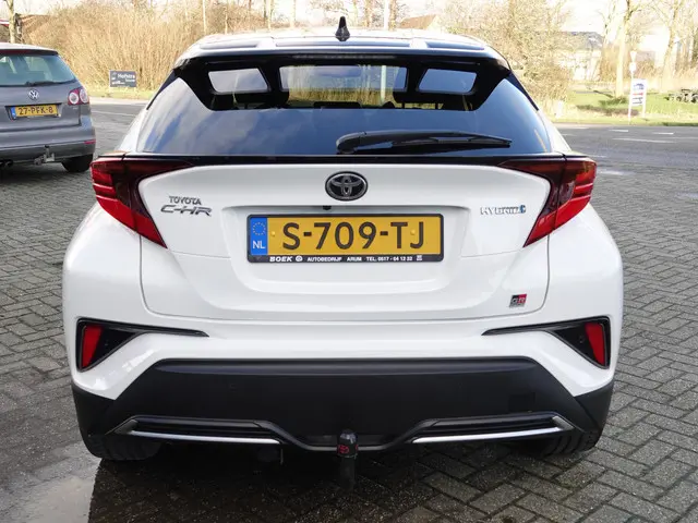 Toyota C-HR 2.0 Hybrid GR-Sport 2023 Hybride Benzine 10