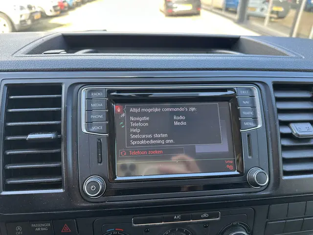 Volkswagen Transporter buscamper 2016 Diesel 19