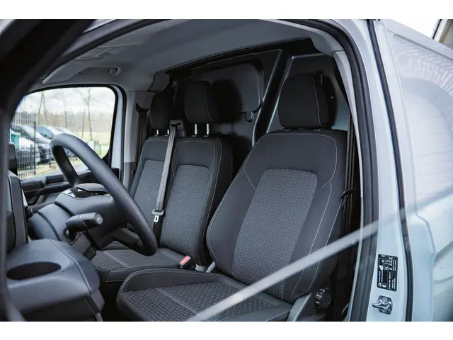 Ford Transit Custom 2.0 TDCI 136PK L2H1 Trend 2024 Diesel 8