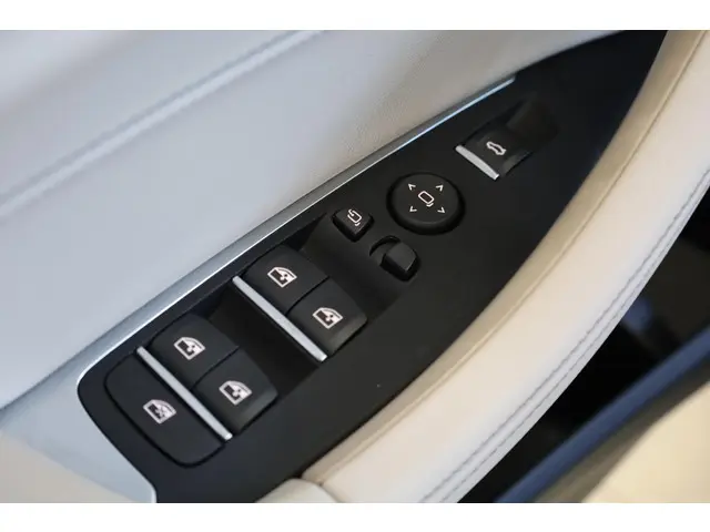 BMW X3 xDrive30e 2023 Hybride Benzine 22