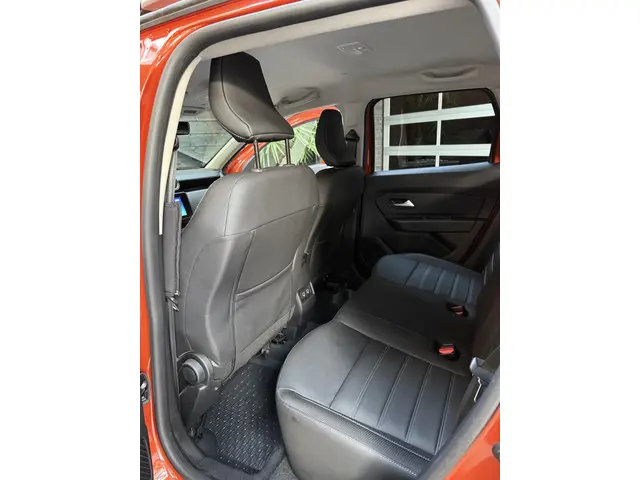 Dacia Duster 1.3 TCe Extreme automaat! 2022 Benzine 7