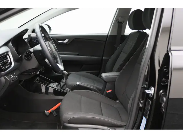 Kia Rio 1.0 T-GDi MHEV DynamicLine 2023 Hybride Benzine 10