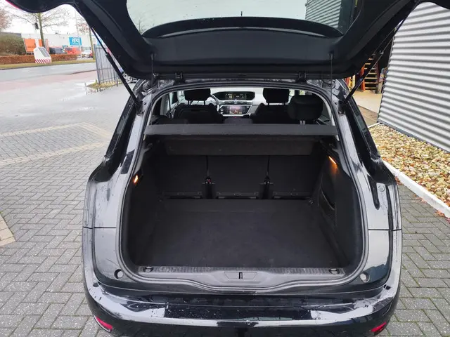 Citroën C4 Picasso 1.6 VTi Business 2014 Benzine 19