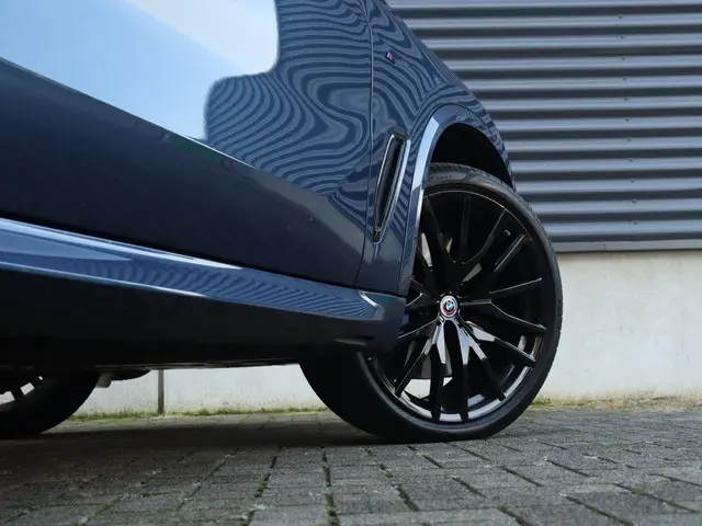 BMW X5 xDrive45e 2022 Hybride Benzine 7