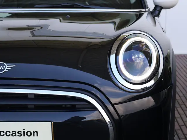 MINI Cooper Mini 1.5 Camden Edition 2023 Benzine 3