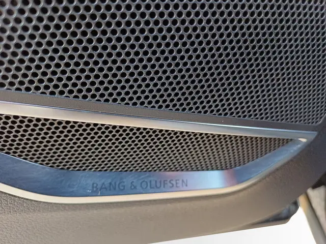 Audi Q3 35 TFSI S edition 2021 Hybride Benzine 34