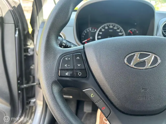 Hyundai i10 1.0i Comfort 2020 Benzine 10