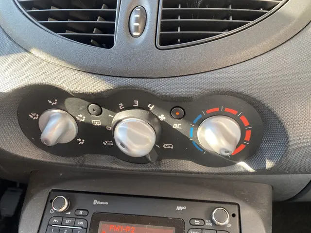 Renault Twingo 1.2 16V Acces 2014 Benzine 8
