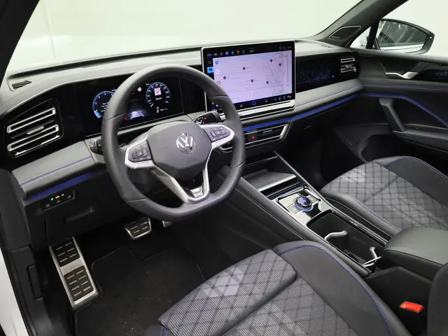 Volkswagen Tiguan 1.5 eTSI/150PK R-Line DSG 2024 Benzine 18