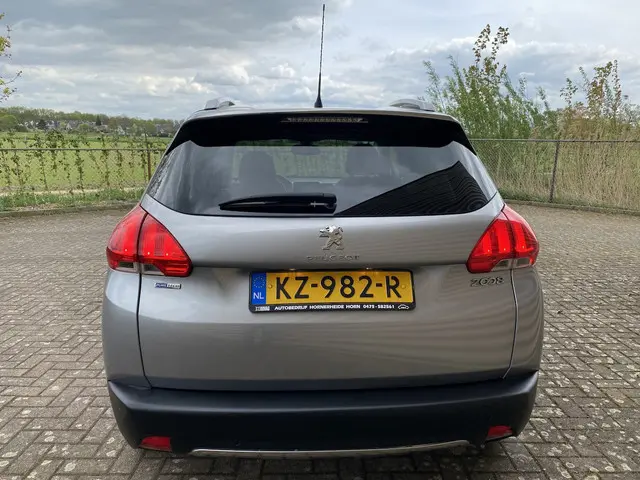 Peugeot 2008 1.2 PureTech Allure 2016 Benzine 25
