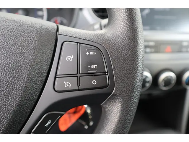 Hyundai i10 1.0i COMFORT-PACK 2020 Benzine 10