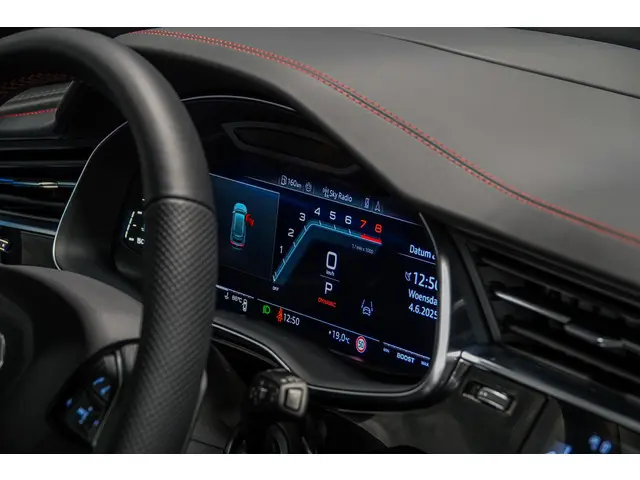Audi SQ8 4.0 TFSI Quattro 2024 Benzine 24