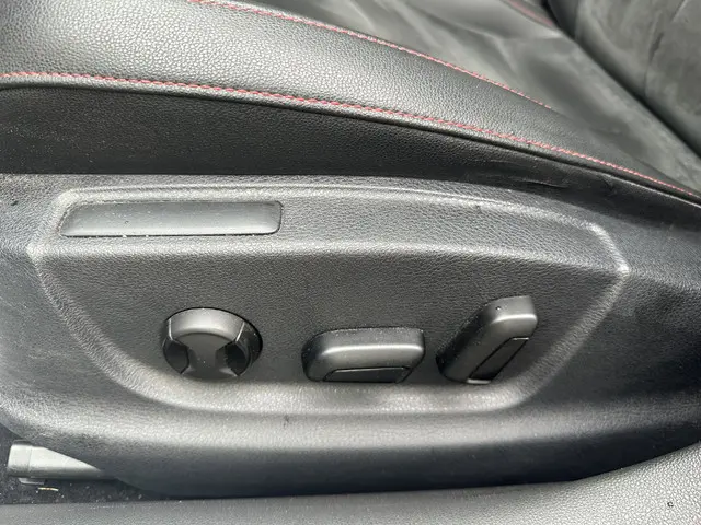 SEAT Leon ST 1.4 EcoTSI FR Connect 2015 Benzine 41