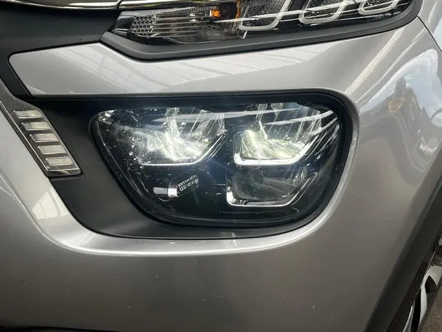 Citroën C3 1.2 PureTech C-Series 2021 Benzine 12