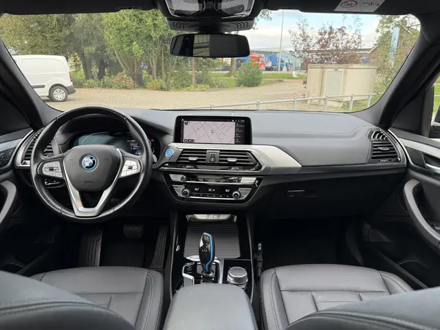 BMW iX3 Aut. Executive 80kWh 2021 Elektrisch 19