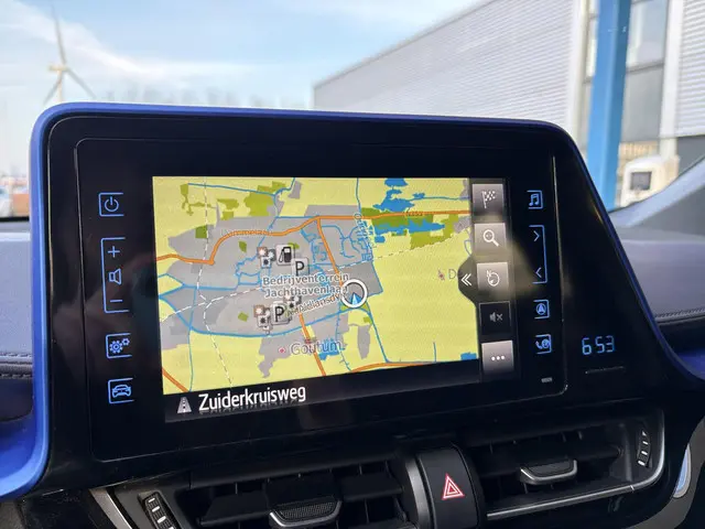 Toyota C-HR 1.8 Hybrid Bi-Tone 2017 Hybride Benzine 27