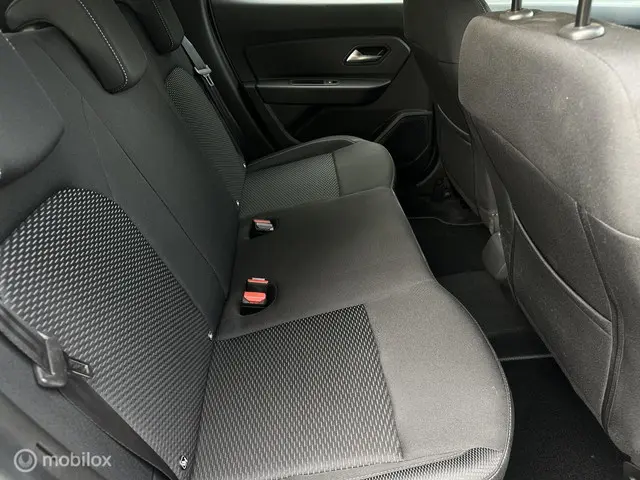 Dacia Duster 1.6 SCe Comfort 4x4 2019 Benzine 19