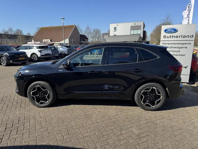 Ford Kuga 2.5 PHEV ST-Line X 2025 Hybride Benzine 6