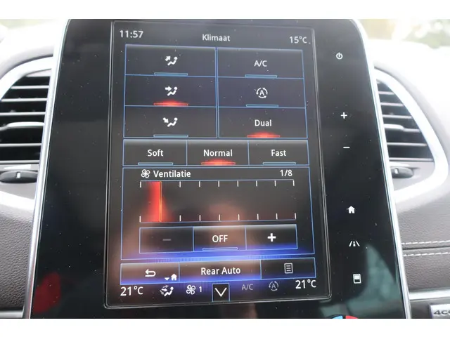 Renault Espace 1.8 TCe Initiale Paris 7p. 2019 Benzine 49