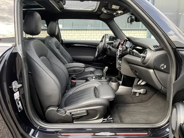 MINI Cooper Mini 2.0 John Works Essential 2021 Benzine 25