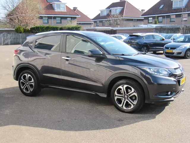Honda HR-V 1.5 i-VTEC Executive 2017 Benzine 6