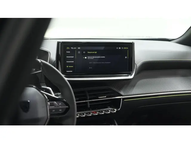Peugeot 2008 PureTech 130 EAT8 GT 2024 Benzine 61