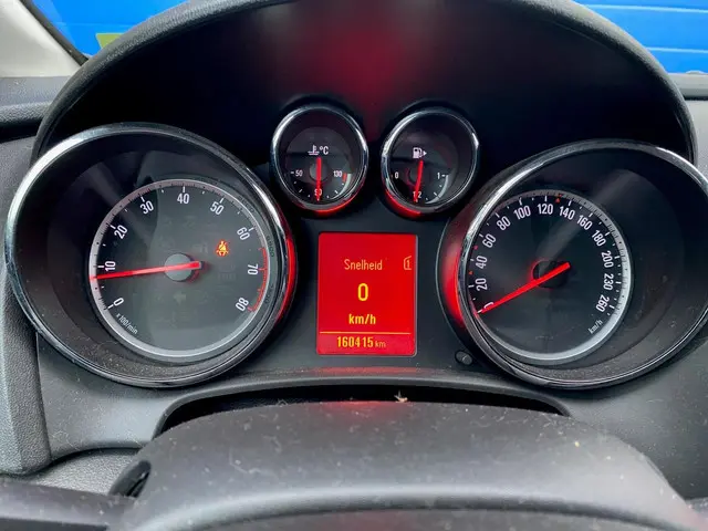 Opel Astra 1.4 Turbo cruise trek airco 2012 Benzine 17