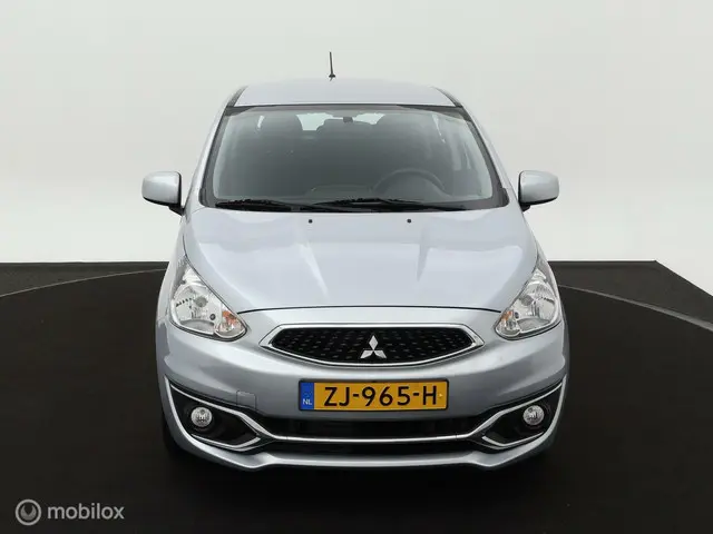 Mitsubishi Space Star 1.0 Cool+ 2019 Benzine 9