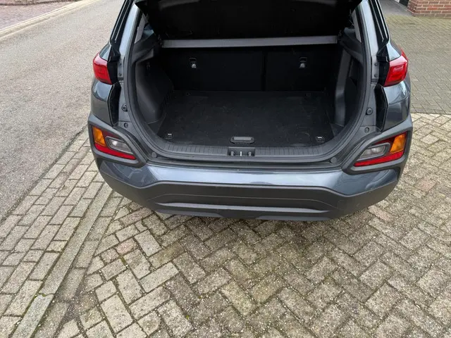 Hyundai Kona 1.6 GDI HEV Comfort 2021 Hybride Benzine 4