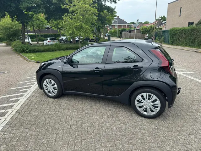 Toyota Aygo X 1.0 VVT-i S-CVT Play 2023 Benzine 8