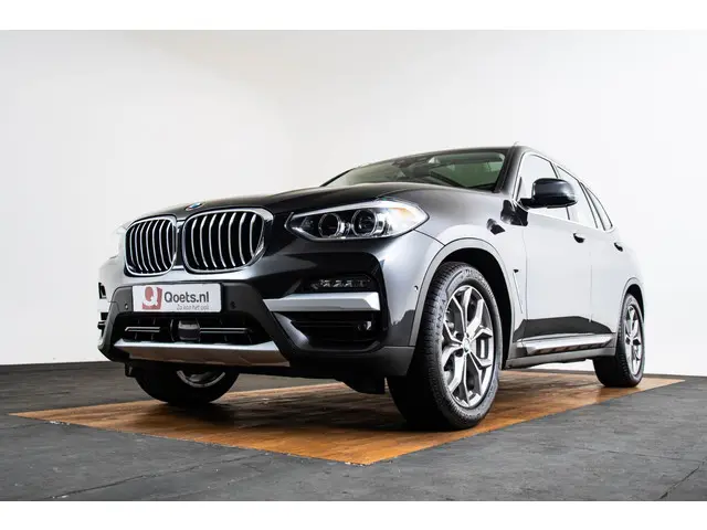 BMW X3 xDrive30i High Executive 2019 Benzine 39