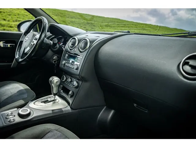 Nissan QASHQAI 2