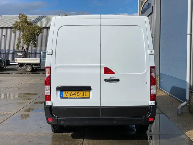 Opel Movano 2.3 CDTI L1H1 2017 Diesel 10
