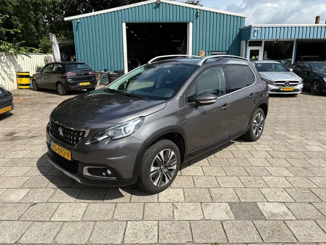 Peugeot 2008 1.2 PureTech Allure 2016 Benzine