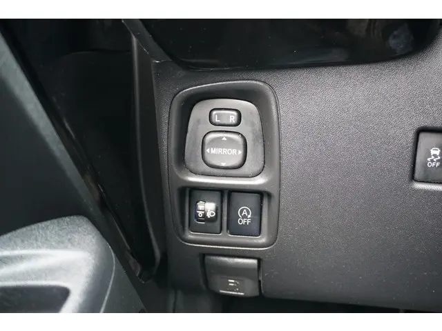 Toyota Aygo 1.0 VVT-i x-clusiv 2014 Benzine 31