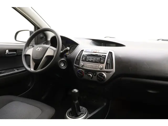 Hyundai i20 1.2 16v 85pk 5drs HP i-Motion 2014 Benzine 16