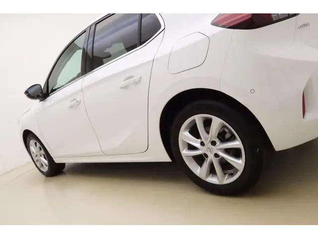Opel Corsa 1.2 Level 3 2023 Benzine 16