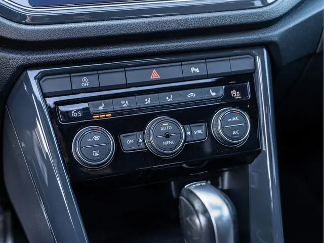 Volkswagen T-Roc 2.0 TSI 4Motion Sport 2018 Benzine 22