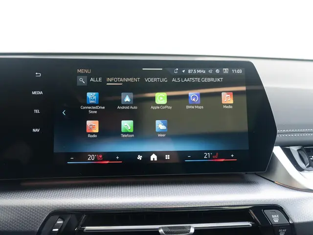 BMW X1 sDrive18i 2025 Benzine 41