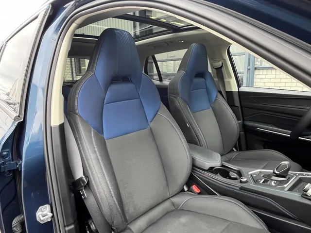 Lynk & Co 01 1.5 2023 Hybride Benzine 39