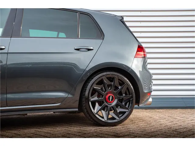 Volkswagen Golf 2.0 TSI GTI 2013 Benzine 26